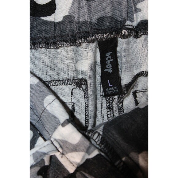 NWT BeBop Large Women Shorts Pocket Tie Waist Belted Linen Blend Black Gray Camo - Picture 9 of 10